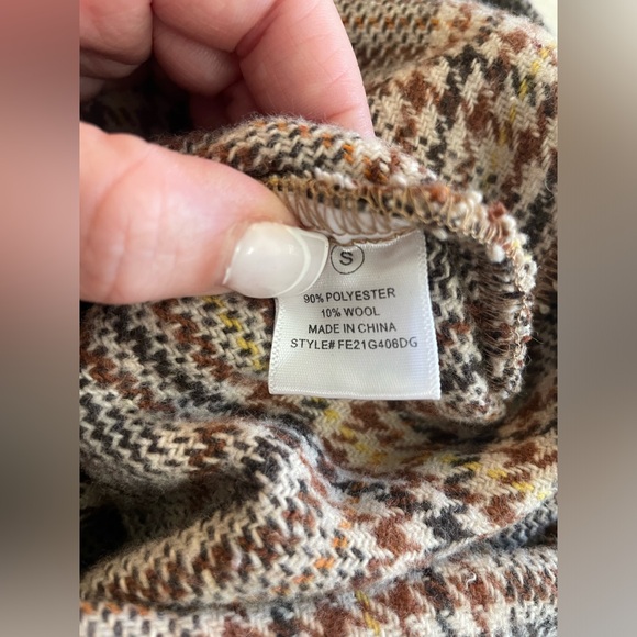 Fashion on Earth plaid zipper skirt - Picture 6 of 7